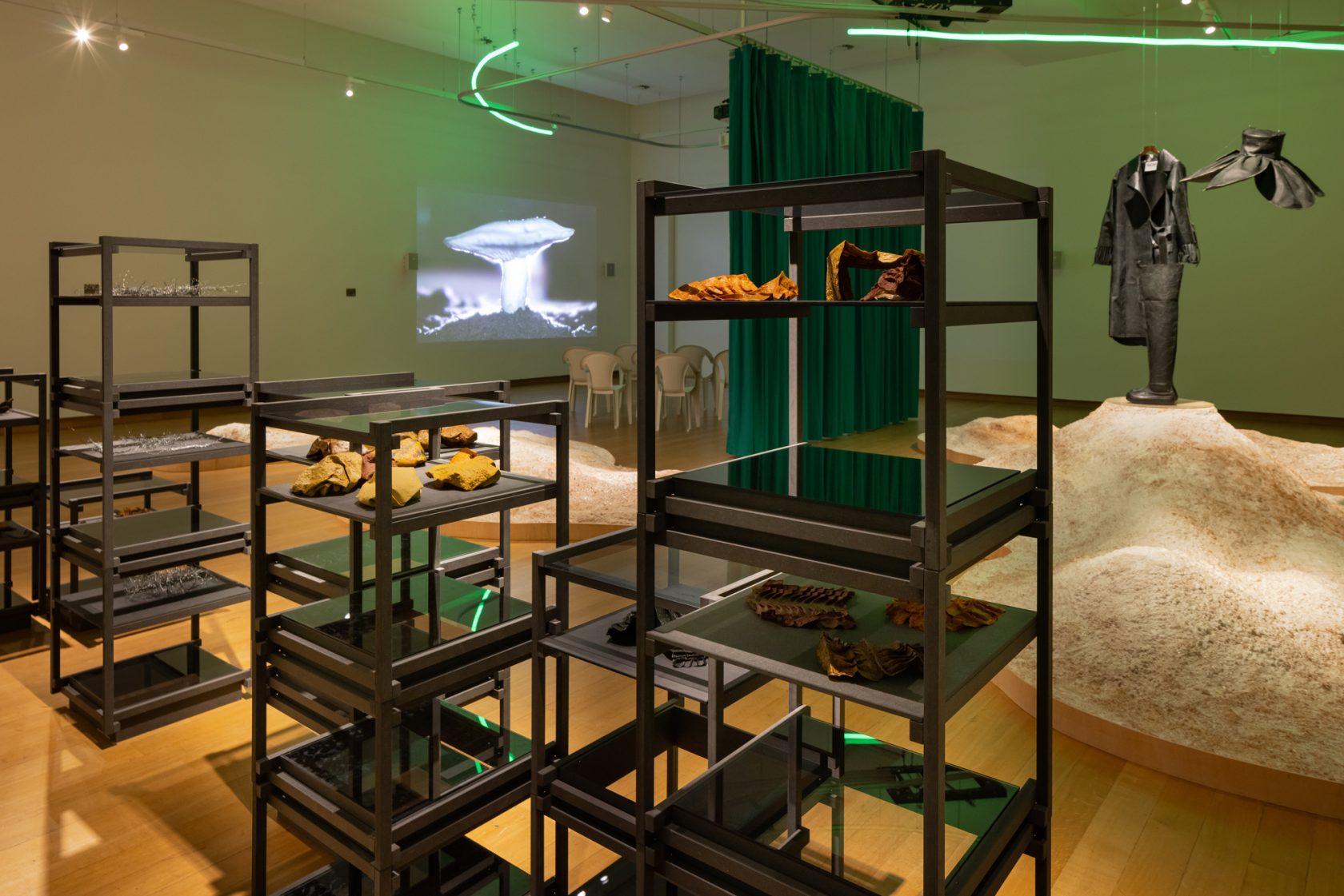 Grown head to toe outfit, 2023